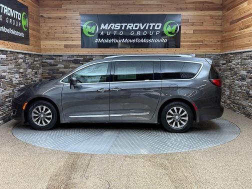 2019 Chrysler Pacifica Touring-L Plus