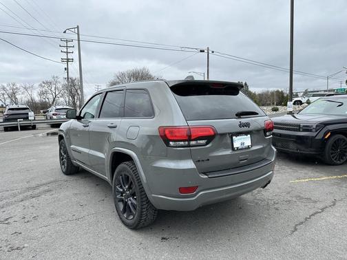 2020 Jeep Grand Cherokee Altitude