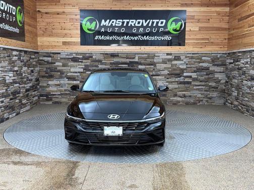 2025 Hyundai ELANTRA HEV Limited