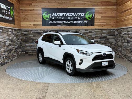 2020 Toyota RAV4 Hybrid XLE