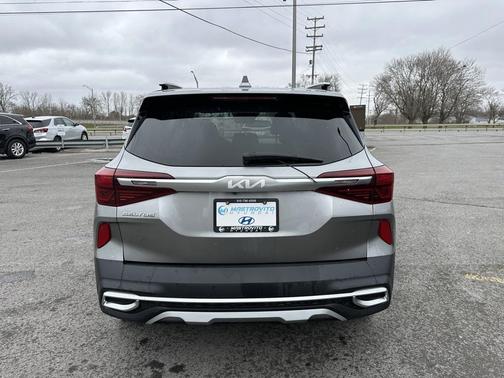 2023 Kia Seltos S