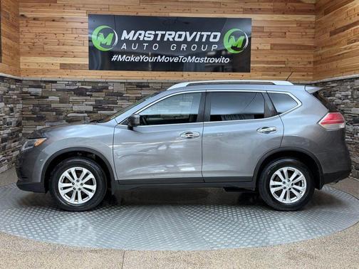2016 Nissan Rogue SV