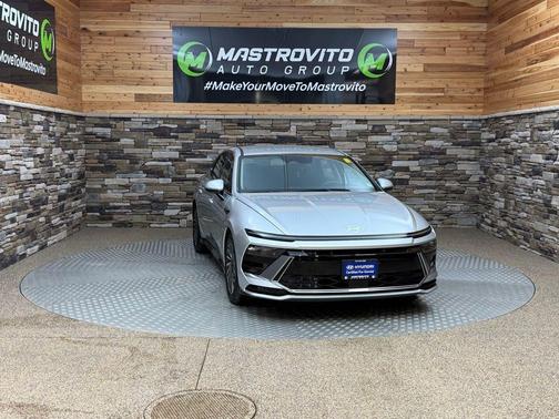 2025 Hyundai SONATA Hybrid SEL