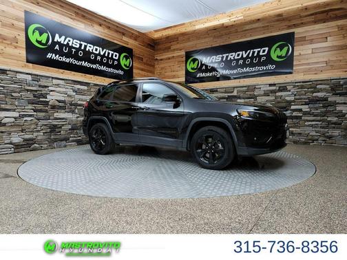 2023 Jeep Cherokee Altitude Lux