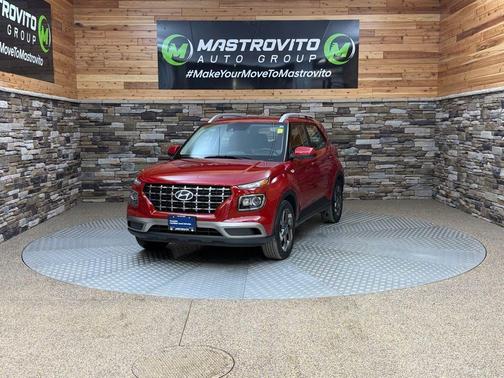 2022 Hyundai VENUE SEL