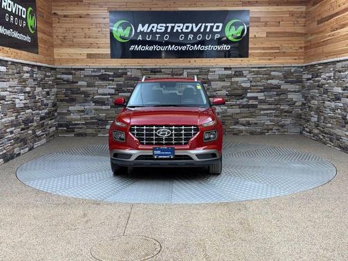 2022 Hyundai VENUE SEL