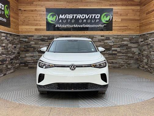 Pure White 2023 Volkswagen ID.4 Pro