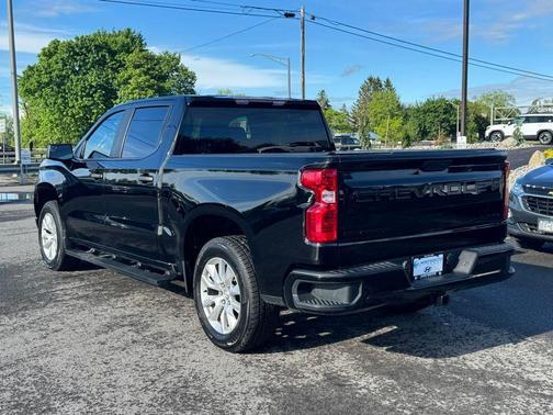 2022 Chevrolet Silverado 1500 Custom
