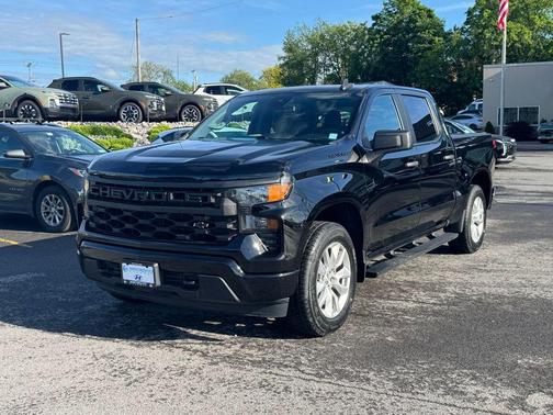 2022 Chevrolet Silverado 1500 Custom