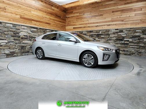 2021 Hyundai IONIQ Plug-In Hybrid SEL