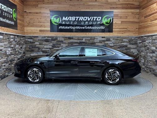 Black 2026 Hyundai SONATA SEL Sport