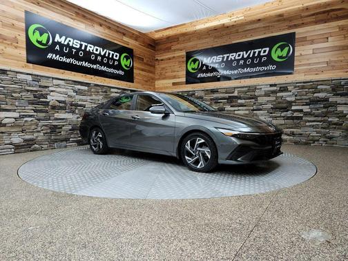 2024 Hyundai ELANTRA Limited