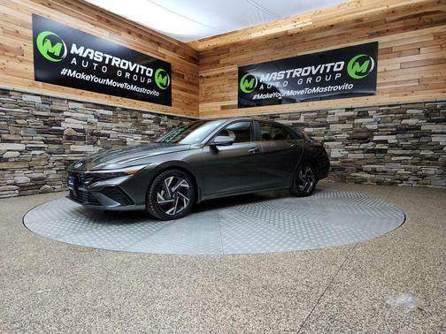 2024 Hyundai ELANTRA Limited