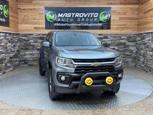 Satin Steel Metallic 2022 Chevrolet Colorado LT