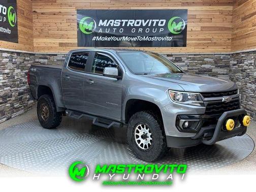 Satin Steel Metallic 2022 Chevrolet Colorado LT