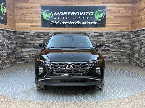 Black Pearl 2024 Hyundai TUCSON SEL