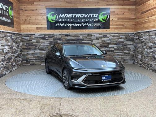 2025 Hyundai SONATA Hybrid SEL