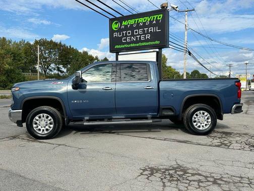 2024 Chevrolet Silverado 2500 LTZ