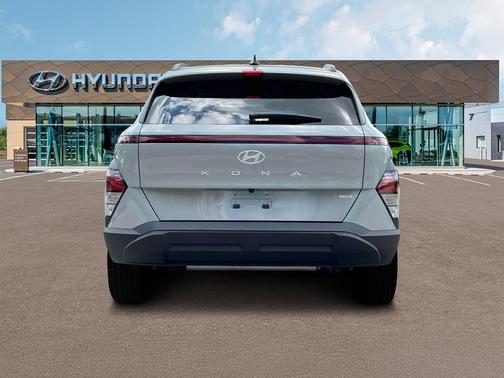 Cyber Gray Metallic 2024 Hyundai KONA SEL