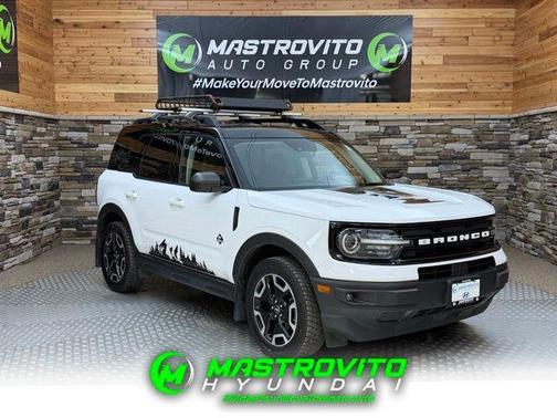 Oxford White 2022 Ford Bronco Sport Outer Banks