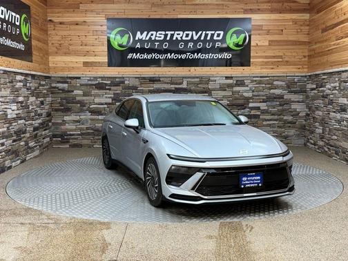 2025 Hyundai SONATA Hybrid SEL