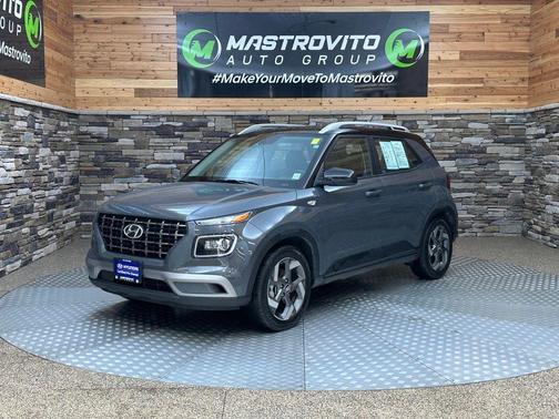 2024 Hyundai VENUE Limited
