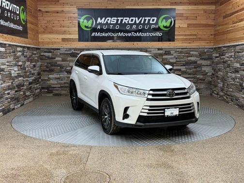 2019 Toyota Highlander LE
