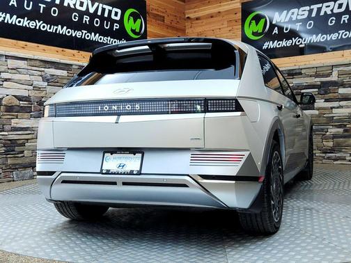 2024 Hyundai IONIQ 5 Limited