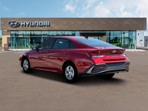 Red 2024 Hyundai ELANTRA SE