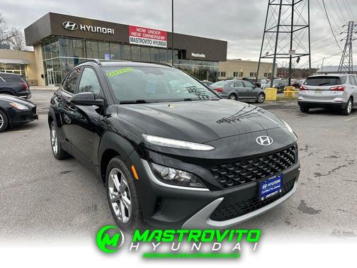 2022 Hyundai KONA SEL