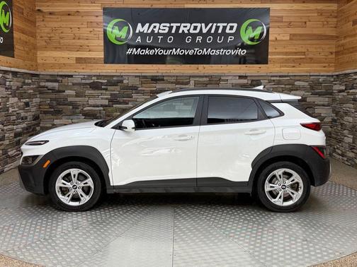 Lunar White 2023 Hyundai KONA SEL