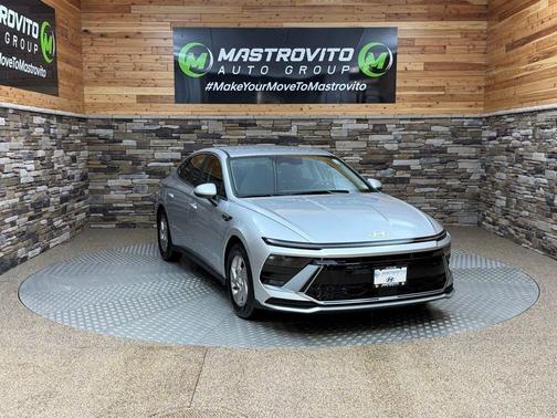 2026 Hyundai SONATA SE