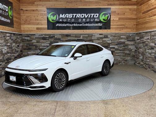 2025 Hyundai SONATA Hybrid SEL