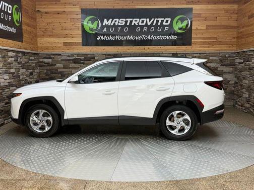 White Pearl 2024 Hyundai TUCSON SEL