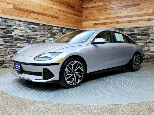 2024 Hyundai IONIQ 6 SEL
