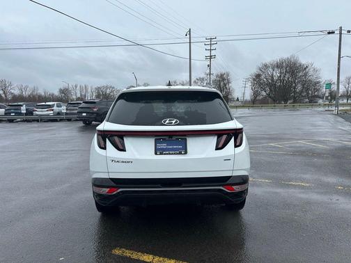 2022 Hyundai TUCSON SEL