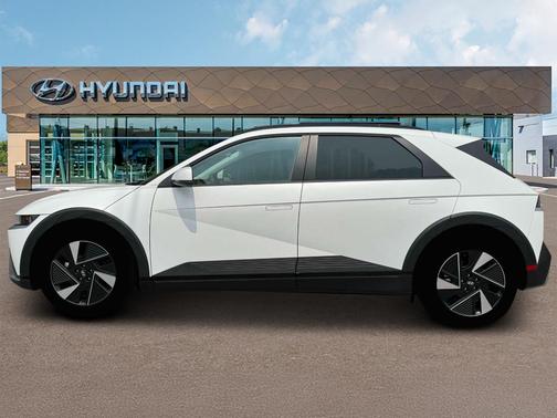 2025 Hyundai IONIQ 5 SEL