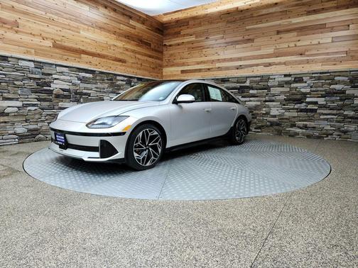 2024 Hyundai IONIQ 6 Limited