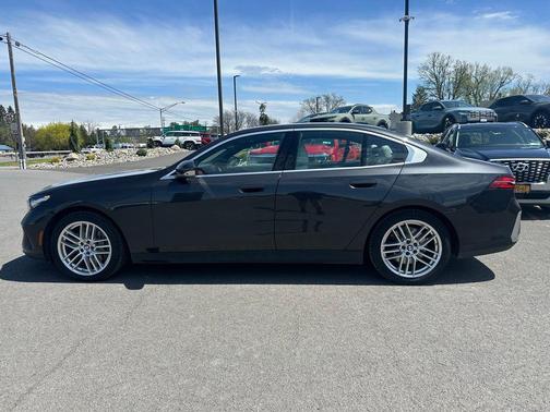 2024 BMW 540 i xDrive