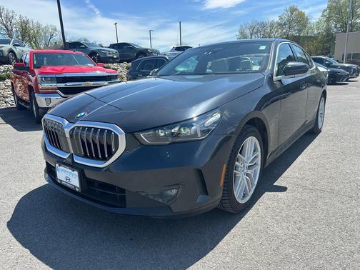 2024 BMW 540 i xDrive