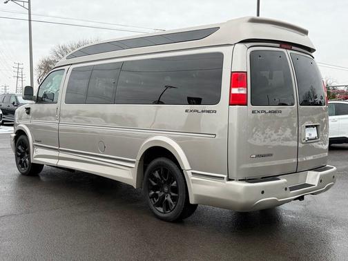 2022 Chevrolet Express 2500 Work Van