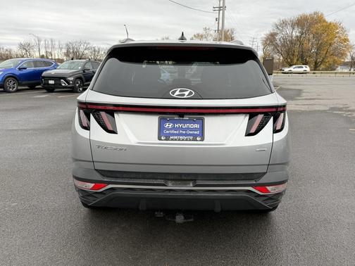 2022 Hyundai TUCSON SEL