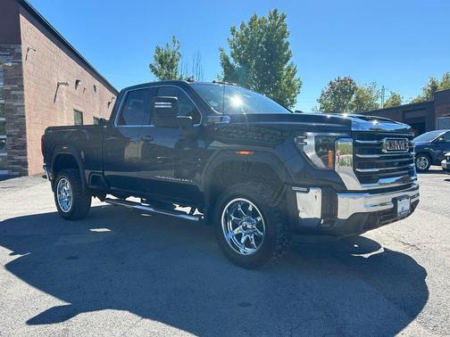 2024 GMC Sierra 2500 SLE