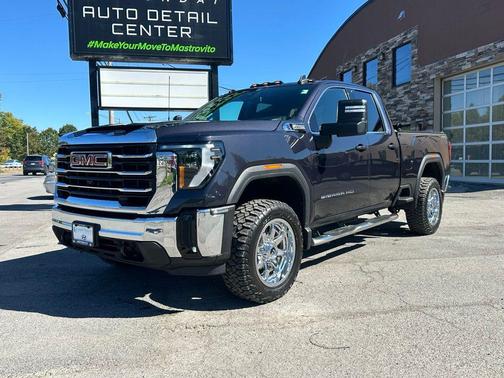 2024 GMC Sierra 2500 SLE
