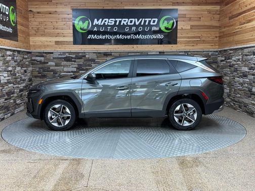 2026 Hyundai TUCSON Hybrid SEL