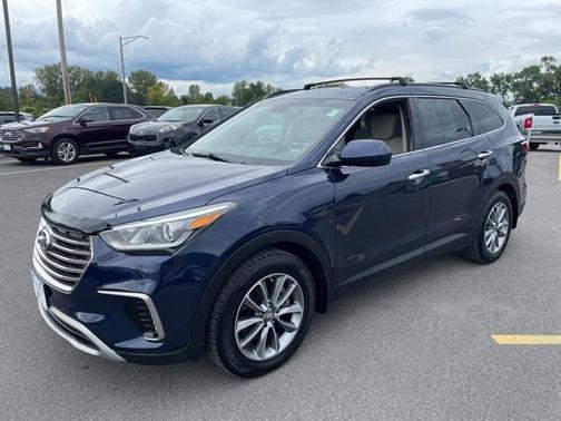 2018 Hyundai SANTA FE SE