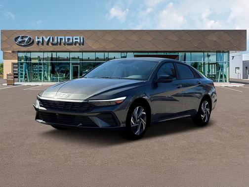2025 Hyundai ELANTRA HEV SEL