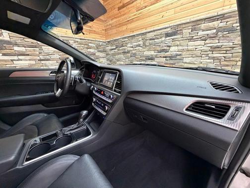 2019 Hyundai SONATA Sport