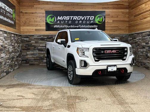 Summit White 2021 GMC Sierra 1500 AT4