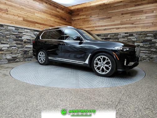 2022 BMW X7 xDrive40i